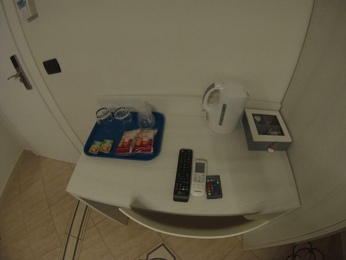 Sonevi Rooms Napoli Esterno foto