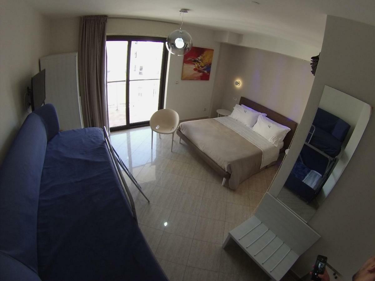 Sonevi Rooms Napoli Esterno foto